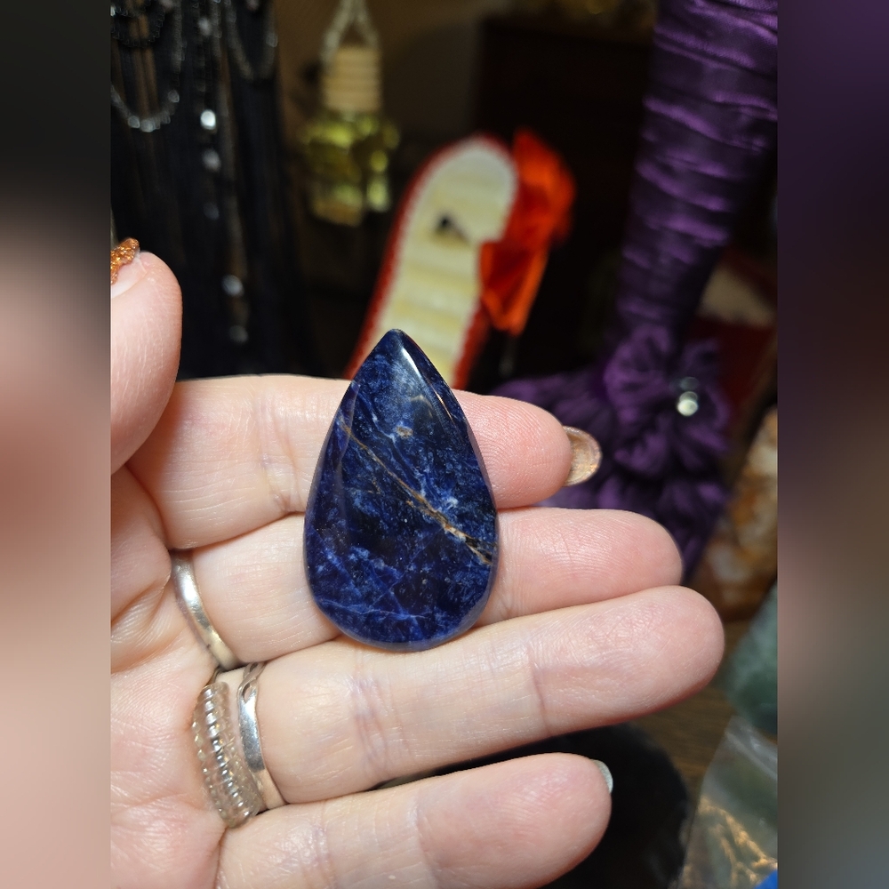 HAND CRAFTED Wire Wrapped Sodalite Pendant on Swaps Silver Tarnish Res Necklace - Picture 5 of 11